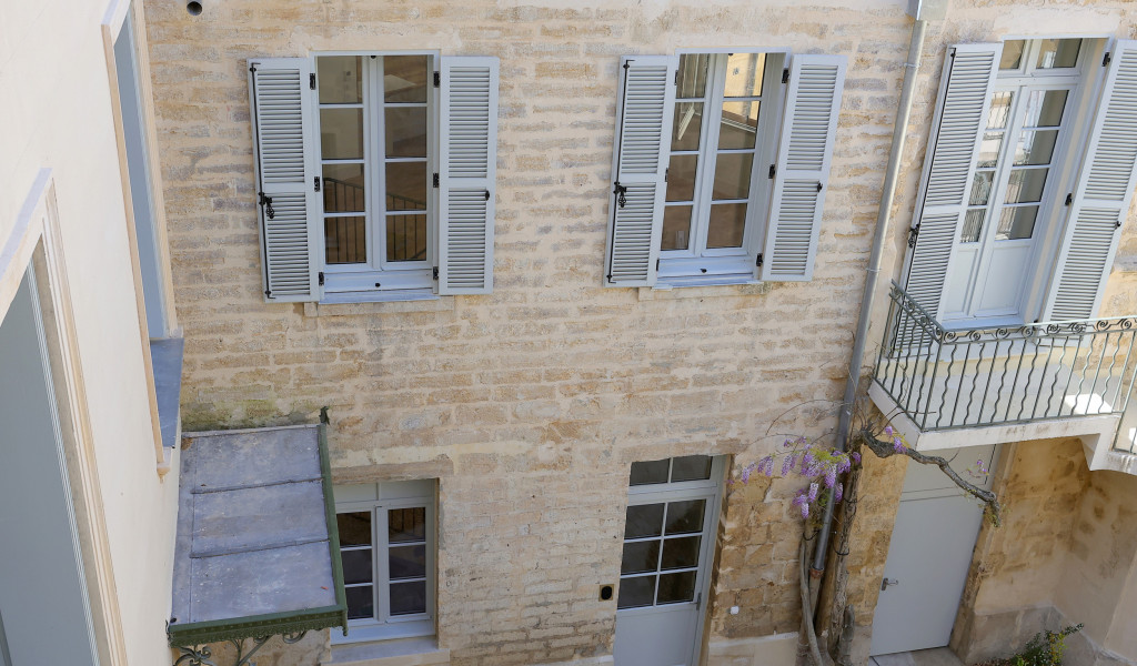 Façade